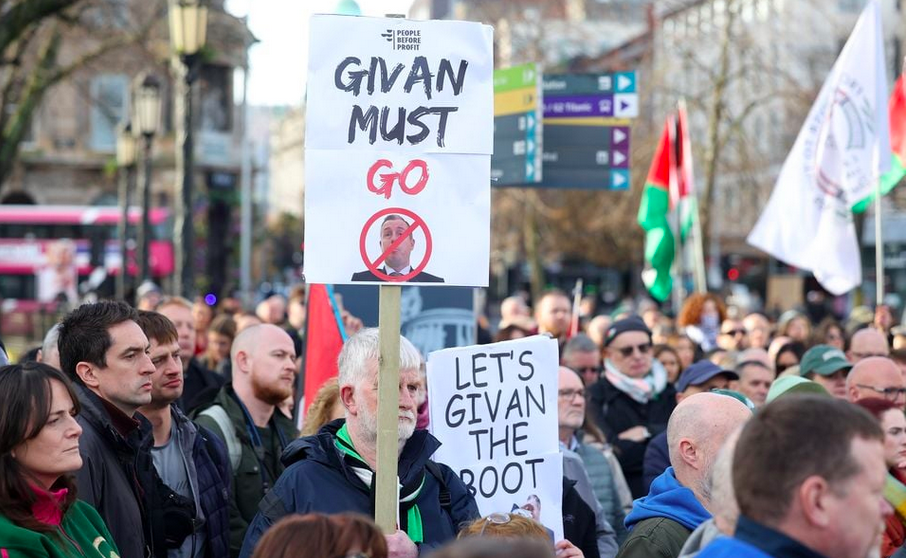 Carroll’s Motion of No Confidence Gains Further Momentum