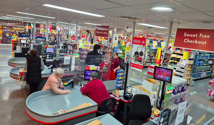 Supermarket checkouts